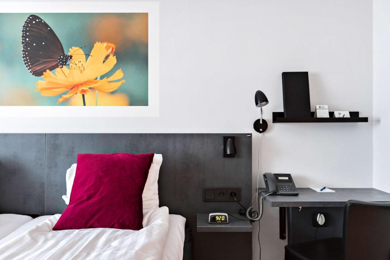 Best Western Plaza Hotel Ескилстуна Екстериор снимка