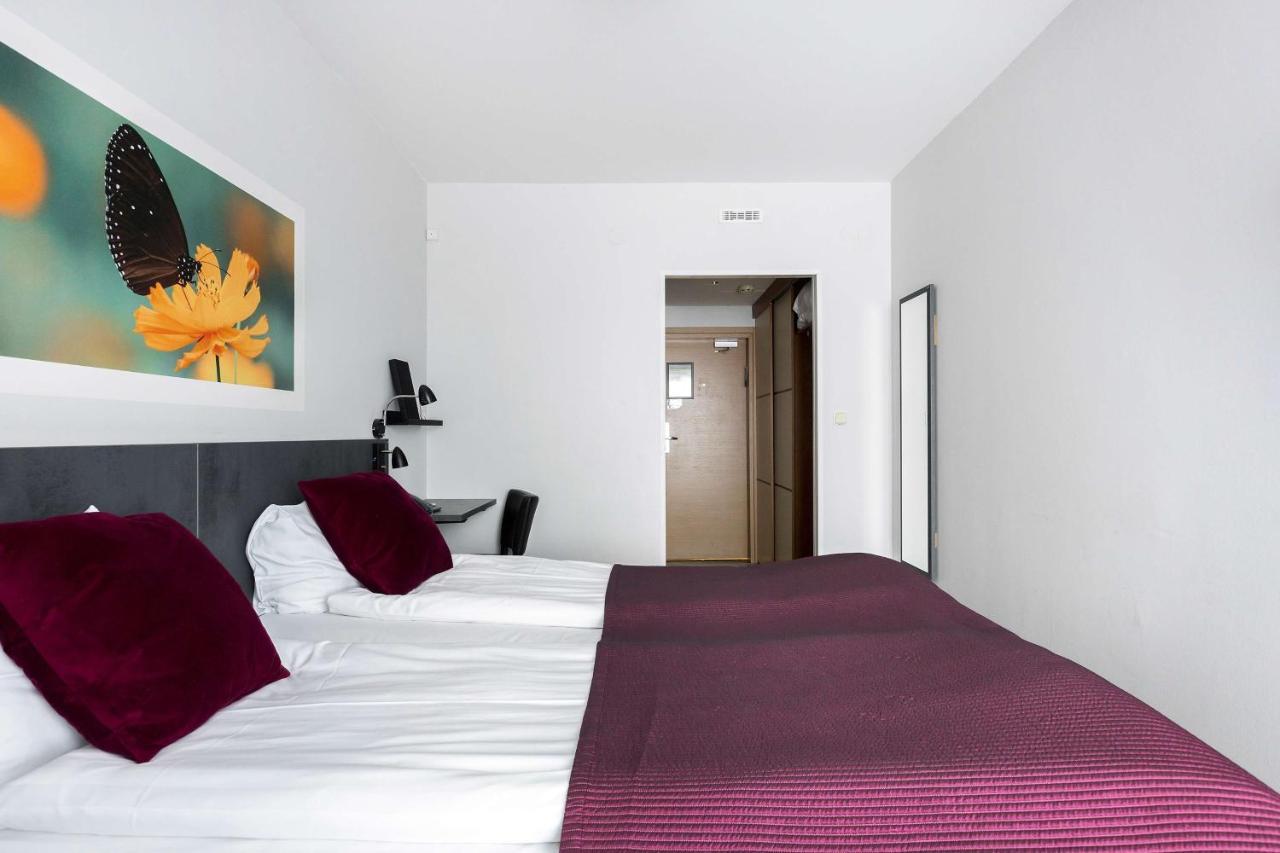 Best Western Plaza Hotel Ескилстуна Екстериор снимка