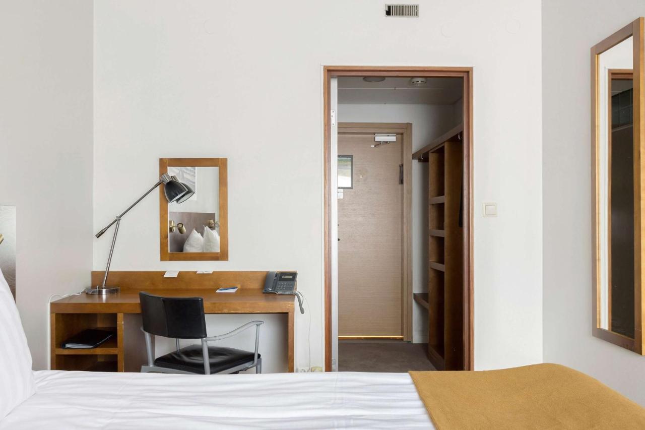 Best Western Plaza Hotel Ескилстуна Екстериор снимка